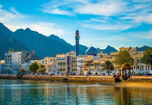 Oman Tour Package: 7-Day Luxury Desert, Wadi & Coastal Heritage Journey